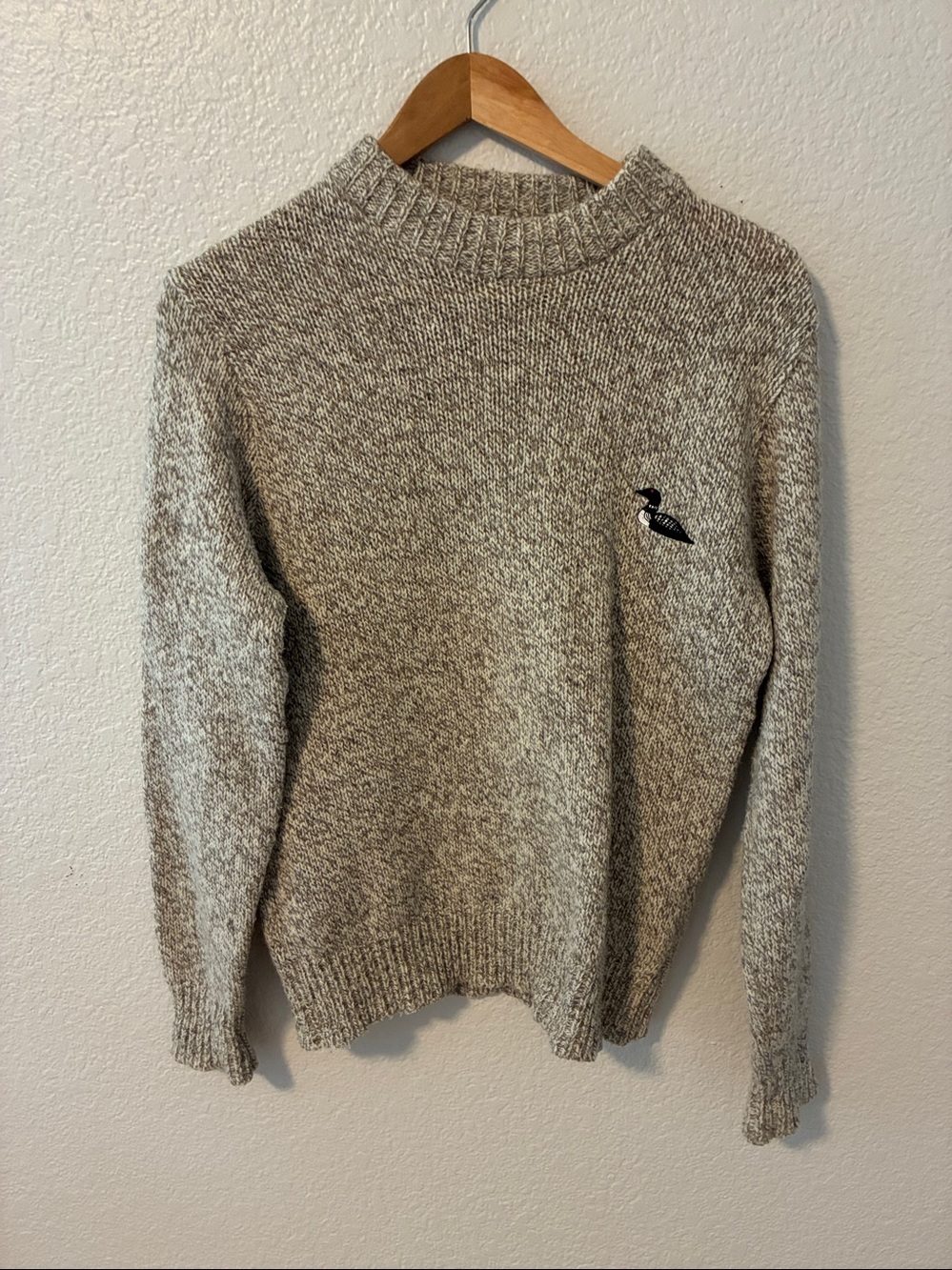 Vintage Winona Knits Women’s Crewneck Sweater.